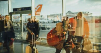 Passagers dans un aéroport