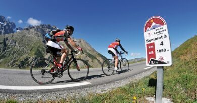 Montée du Col du Lautaret à vélo dans les Hautes-Alpes