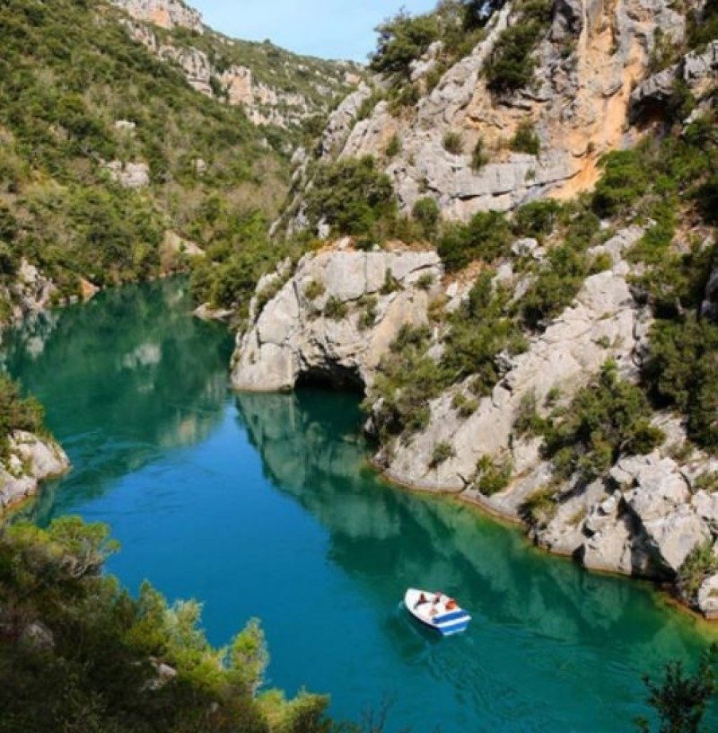 Ruban Bleu promet les plus beaux paysages de France en bateau électrique 2