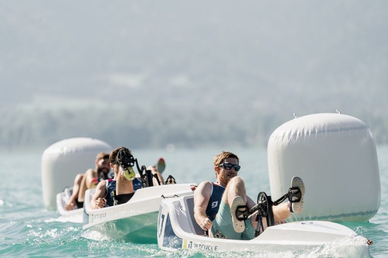 Le lac d’Annecy, théâtre de la première compétition de JetCycle 1