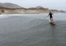 Un Hawaïen surfe la plus longue vague du monde au Pérou