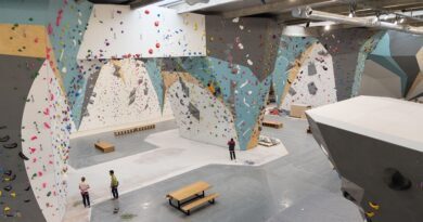 La plus grande salle d'escalade indoor a été inaugurée à Aubervilliers 9