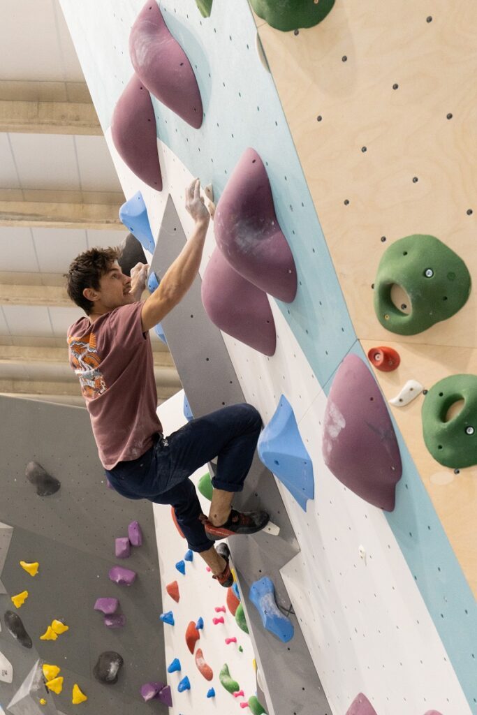 La plus grande salle d'escalade indoor a été inaugurée à Aubervilliers 1