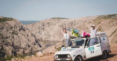 Le Blue Rally Europe et ses voitures anciennes partent pour un périple de 4000 km 2