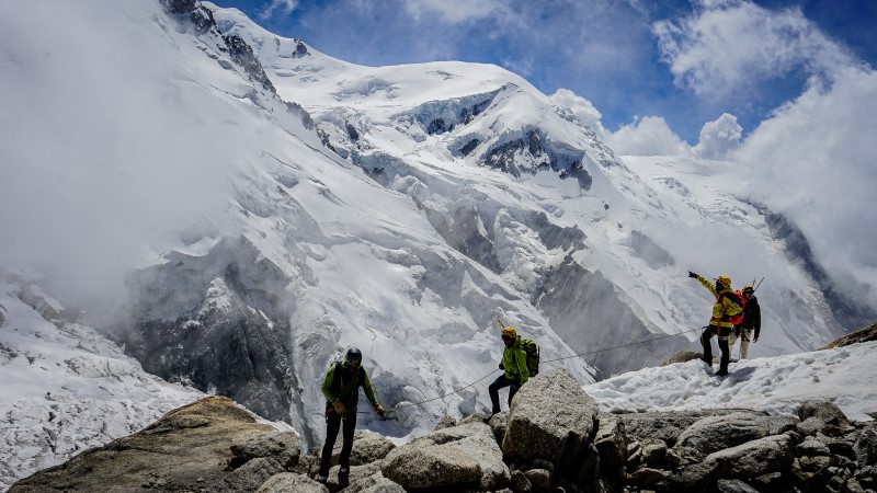 Chamonix - Mont Blanc, ascension vers les sommets heureux 9