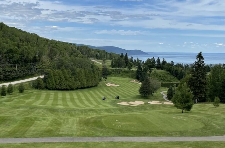 Les quatre plus beaux golfs du Québec par Arnaud Sérié