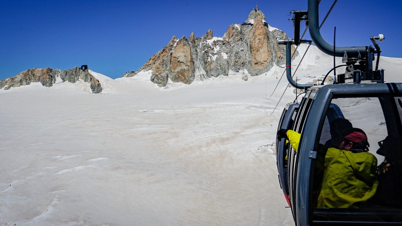 Chamonix - Mont Blanc, ascension vers les sommets heureux 12