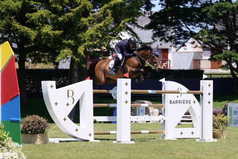 Jumping : Barrière partenaire de la Coupe des Nations à La Baule 1