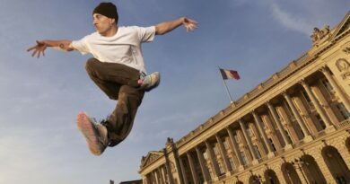 Le Coq Sportif nous immerge déjà dans les lieux symboliques de Paris 2024 2