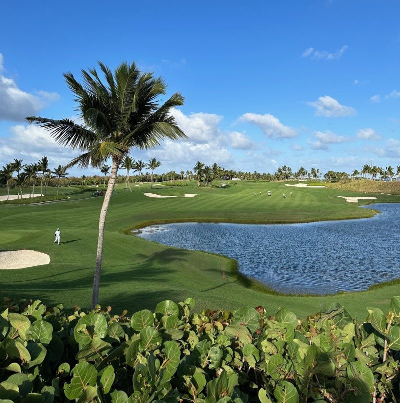 En République Dominicaine, l’influenceur golf Arnaud Sérié a joué sur l’un de ses plus beaux parcours 3