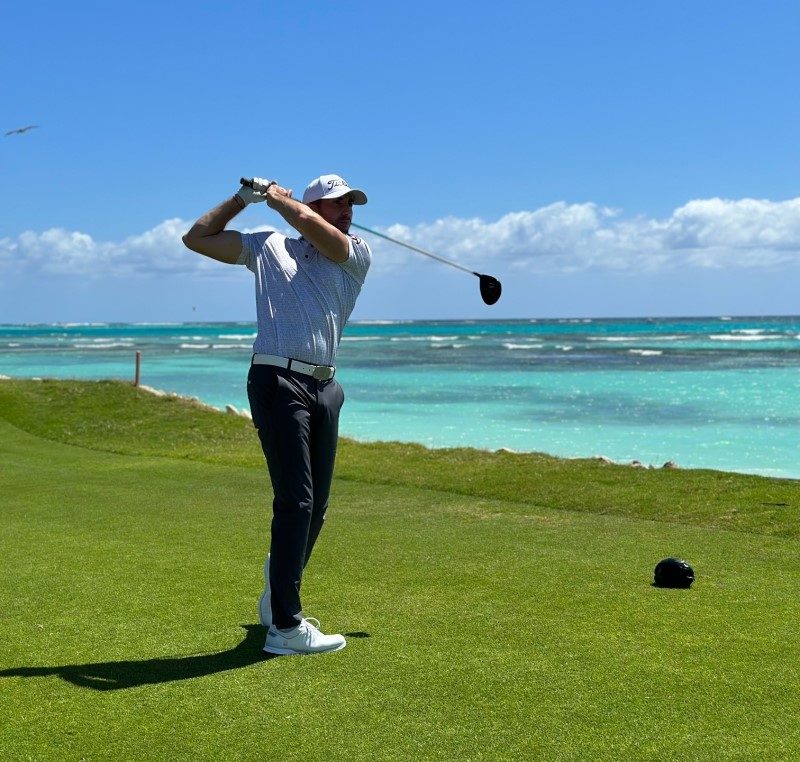 En République Dominicaine, l’influenceur golf Arnaud Sérié a joué sur l’un de ses plus beaux parcours 4