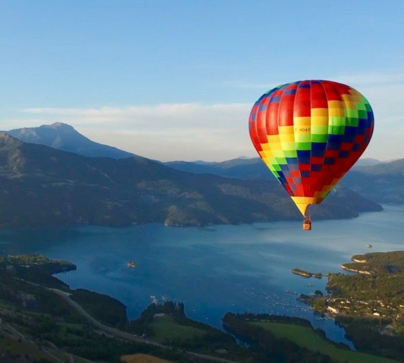 Lac de Serre-Ponçon, combinaison gagnante pour les loisirs de montagne et activités sur l'eau 3