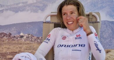 Seulement 10 minutes de sommeil pour 57 heures de vélo, Laurianne Plaçais règne en maitre sur l’ultracyclisme 1