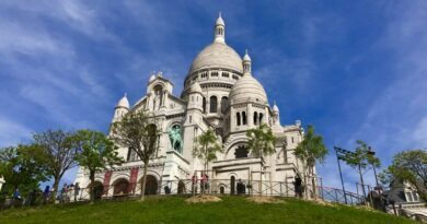 Monter les marches de l’escalier de Montmartre pour la bonne cause