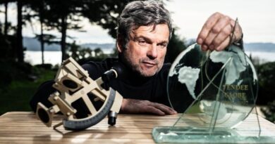 Un grand navigateur veut courir le Vendée Globe 2028 sur un bateau en bois