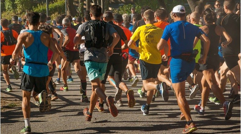 Le run-tourisme attire de plus en plus de voyageurs sur Airbnb