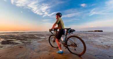 En vélo gravel sur les chemins du Cotentin