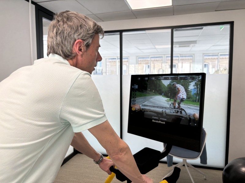 Le col de la Madeleine dans son salon : J’ai testé le vélo indoor NordicTrack Tour de France 1 Le col de la Madeleine dans son salon : J’ai testé le vélo indoor NordicTrack Tour de France 1