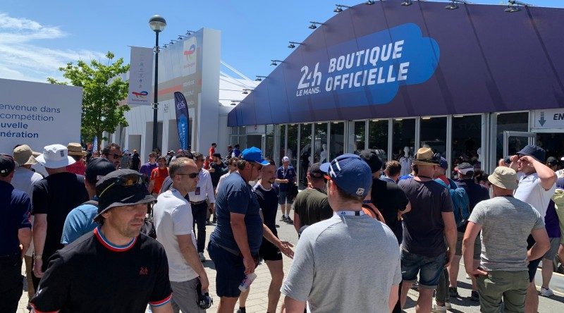 Adecco recrute 1 700 personnes pour la saison sportive 2026 Adecco recrute 1 700 personnes pour la saison sportive 2026