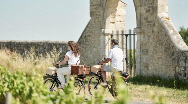 Mobilités douces : une startup française veut résoudre le casse-tête du « dernier kilomètre » touristique