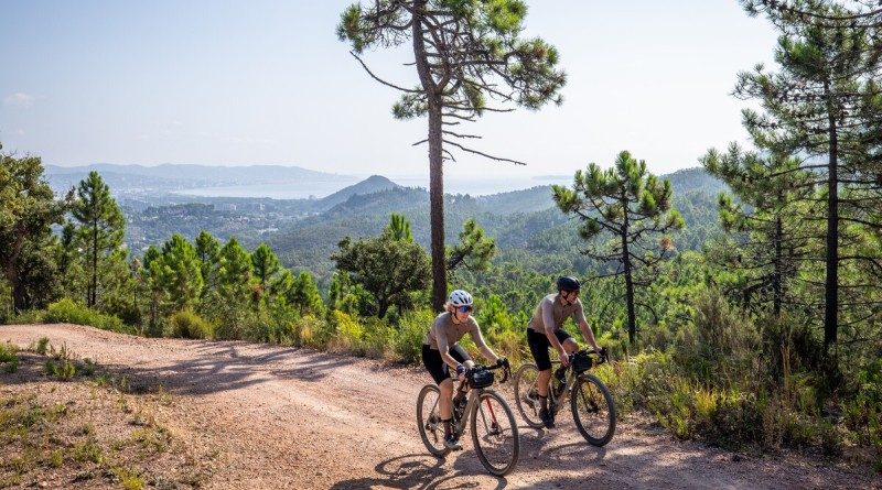 Mandelieu-la-Napoule accueille un séjour gravel 100% féminin