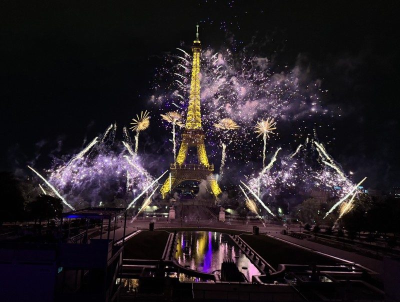 Paris a fait danser la tour Eiffel pour la Fête nationale 1 Paris a fait danser la tour Eiffel pour la Fête nationale 1