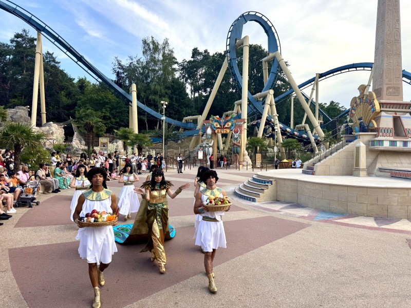 Le Parc Astérix fait décoller l’été avec son nouveau spectacle nocturne 5 Le Parc Astérix fait décoller l’été avec son nouveau spectacle nocturne 5